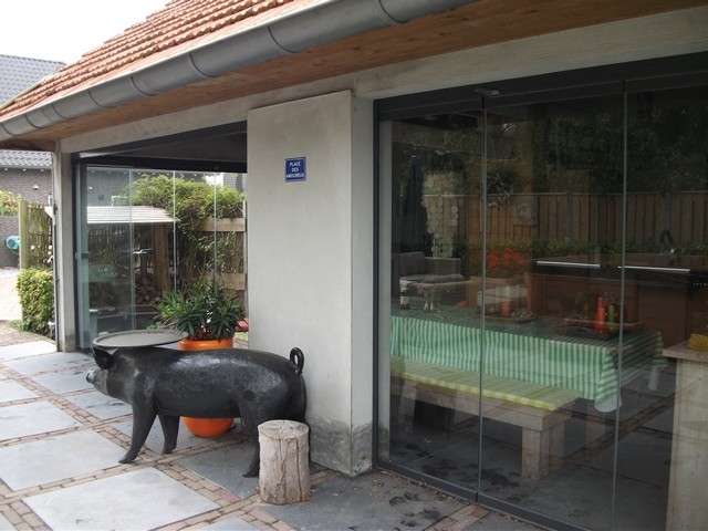 51558409bf45a7b7b2920e989ce99365